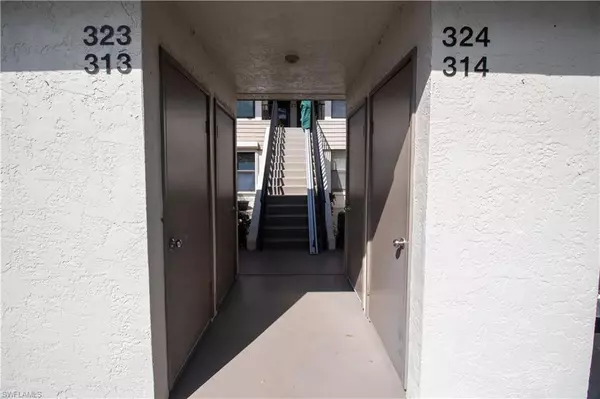 Fort Myers, FL 33907,5585 Trailwinds DR #314