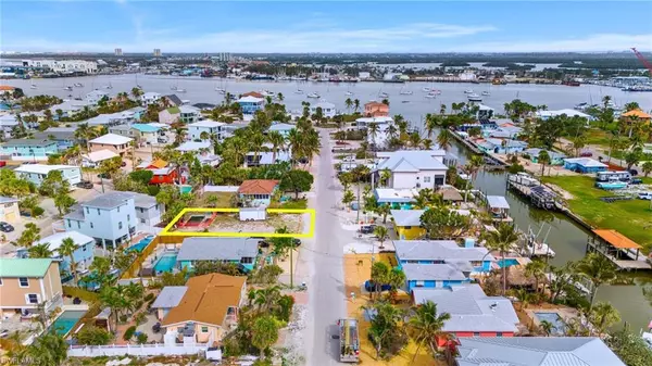 Fort Myers Beach, FL 33931,259 Ohio AVE