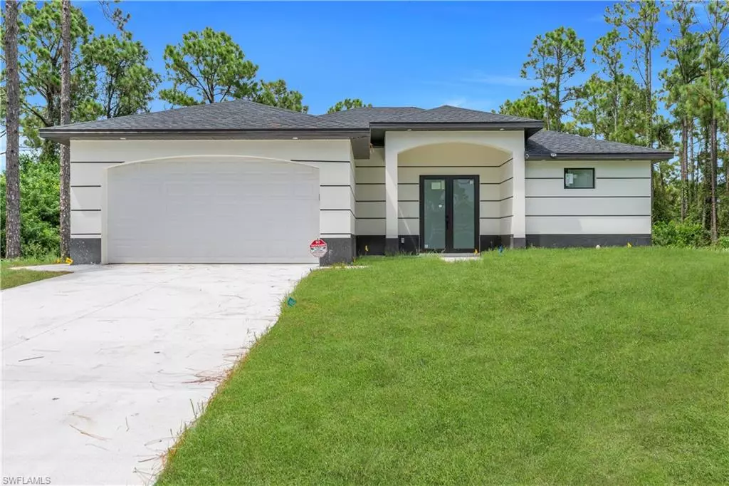 Lehigh Acres, FL 33971,5222 Lee ST