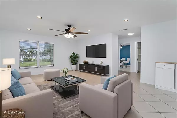 180 Cypress WAY E #B212, Naples, FL 34110