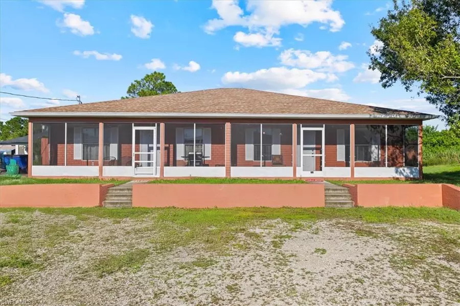 204/206 Ichabod AVE, Lehigh Acres, FL 33973