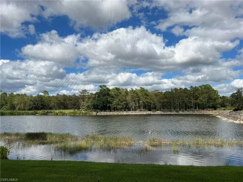 8555 Naples Heritage DR #214, Naples, FL 34112