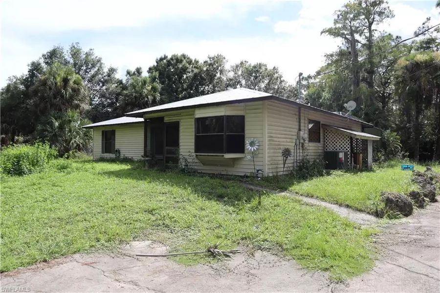461 18th ST SE, Naples, FL 34117