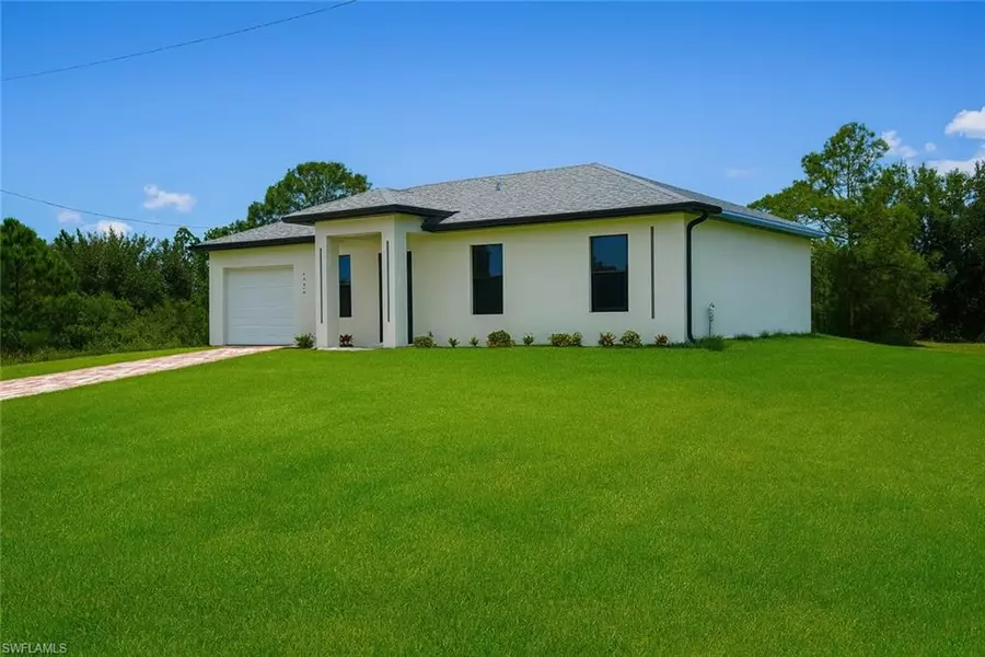 732 Troy AVE, Lehigh Acres, FL 33974
