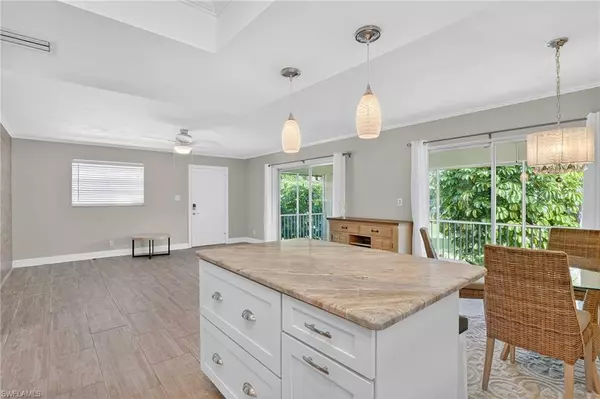 Naples, FL 34102,1549 Sandpiper ST #36