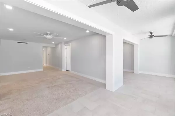 Bonita Springs, FL 34134,25870 Hickory BLVD #107