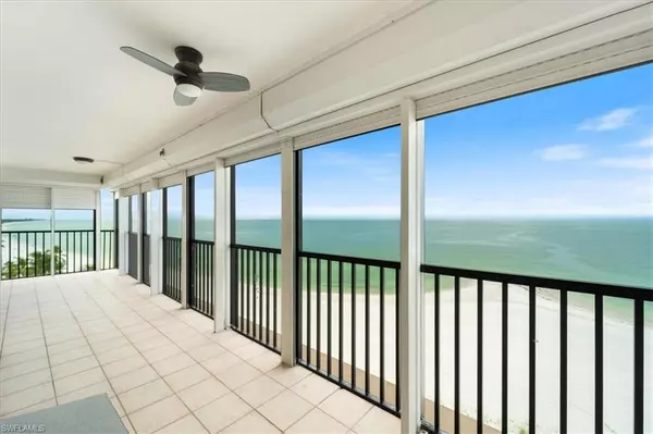 Naples, FL 34102,2171 Gulf Shore BLVD N #701