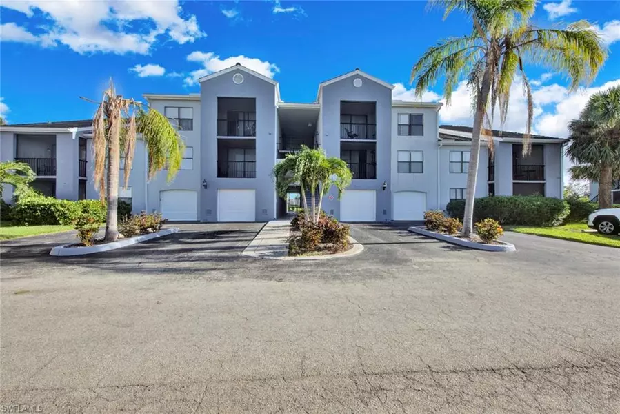 13545 Eagle Ridge DR #812, Fort Myers, FL 33912