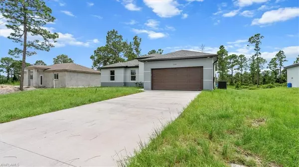 Lehigh Acres, FL 33974,1110 Garibaldi ST E
