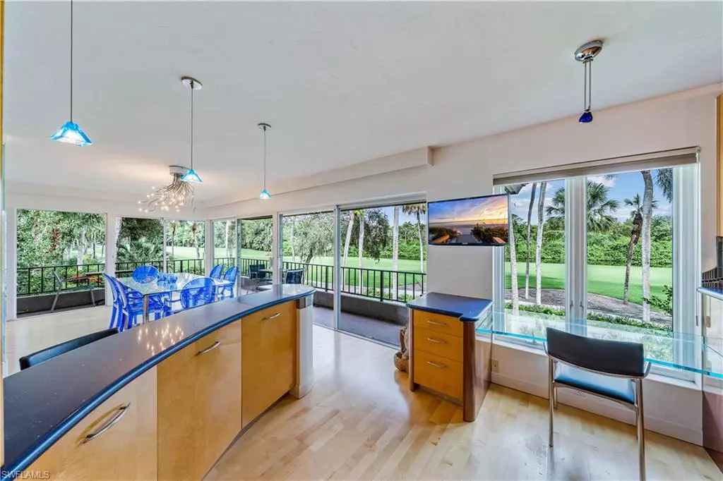 Naples, FL 34105,107 Clubhouse DR #258