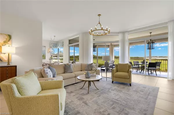 Naples, FL 34112,1560 STAR POINT LN #3-301