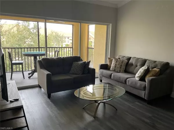 7935 Preserve CIR #432, Naples, FL 34119