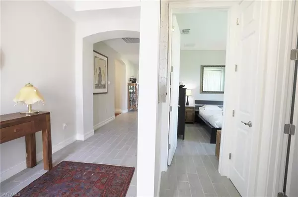 Naples, FL 34114,18698 Royal Hammock BLVD
