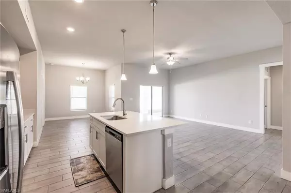 Port Charlotte, FL 33948,870 Columbia ST