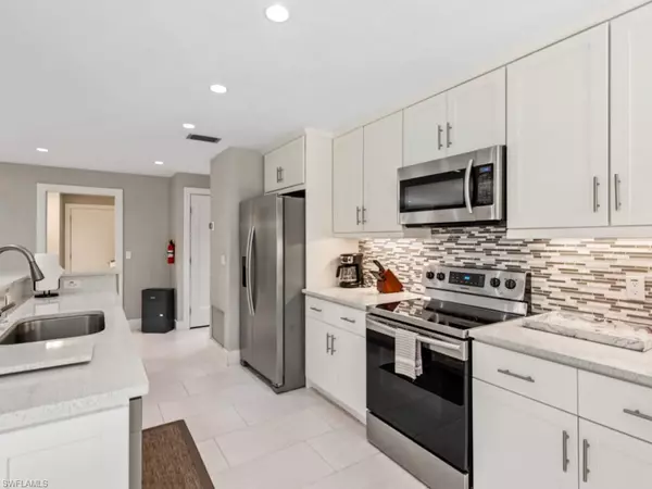 Marco Island, FL 34145,291 W Flamingo CIR