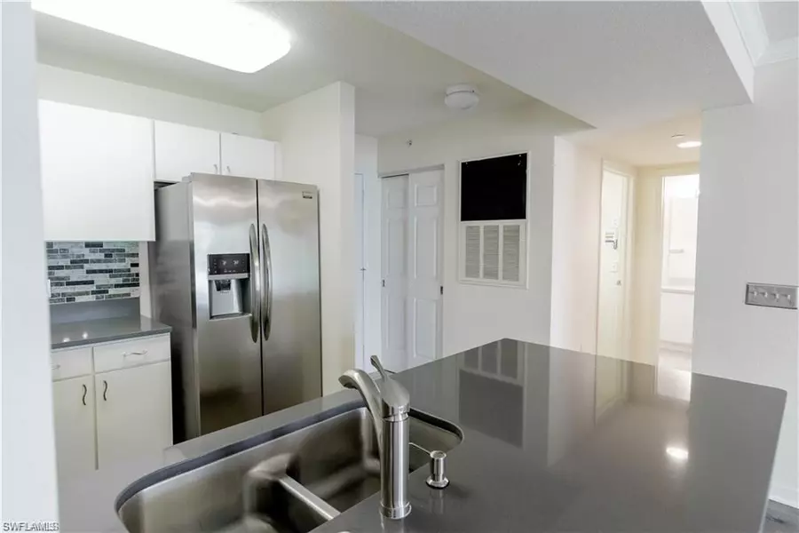 8234 Key Royal CIR #521, Naples, FL 34119