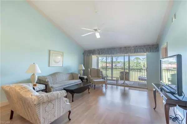Naples, FL 34104,725 Saratoga CIR #A204