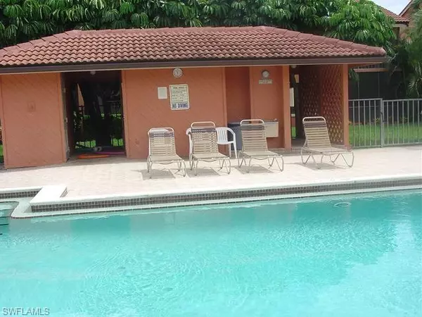 Naples, FL 34110,110 Cypress WAY E #F5