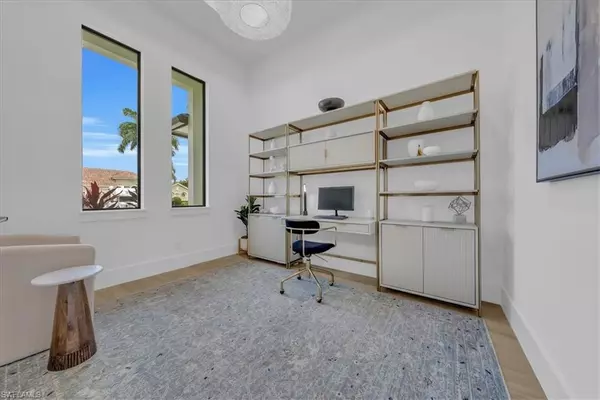 Naples, FL 34114,18018 Greenwood DR