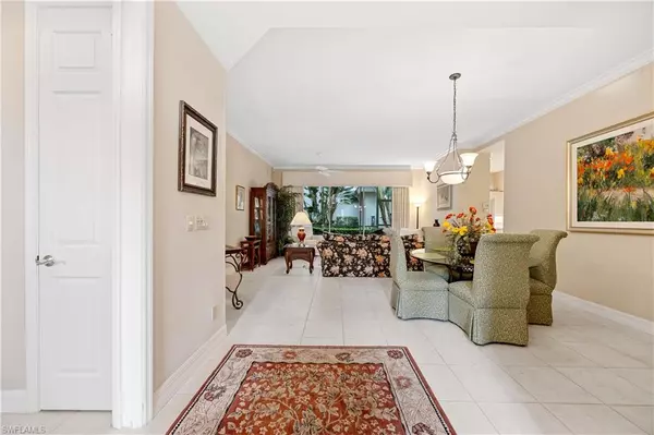 Naples, FL 34102,995 6th ST S #B1