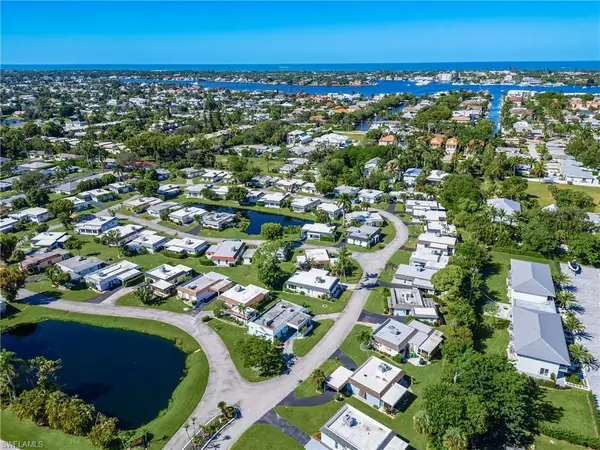 Naples, FL 34112,3 Knights Bridge RD