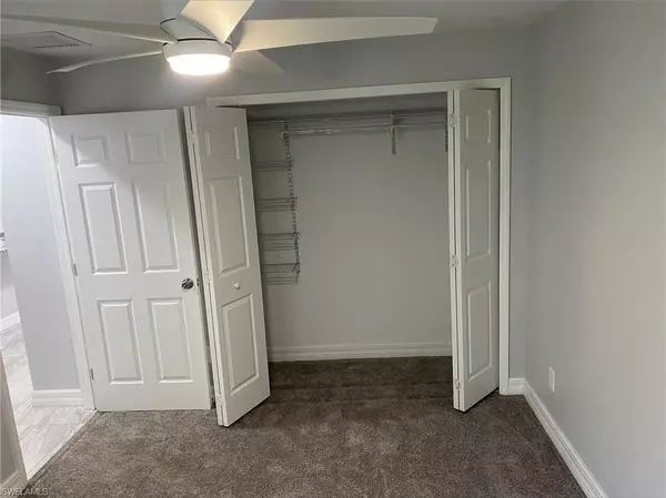 Fort Myers, FL 33916,1948 Lillie ST