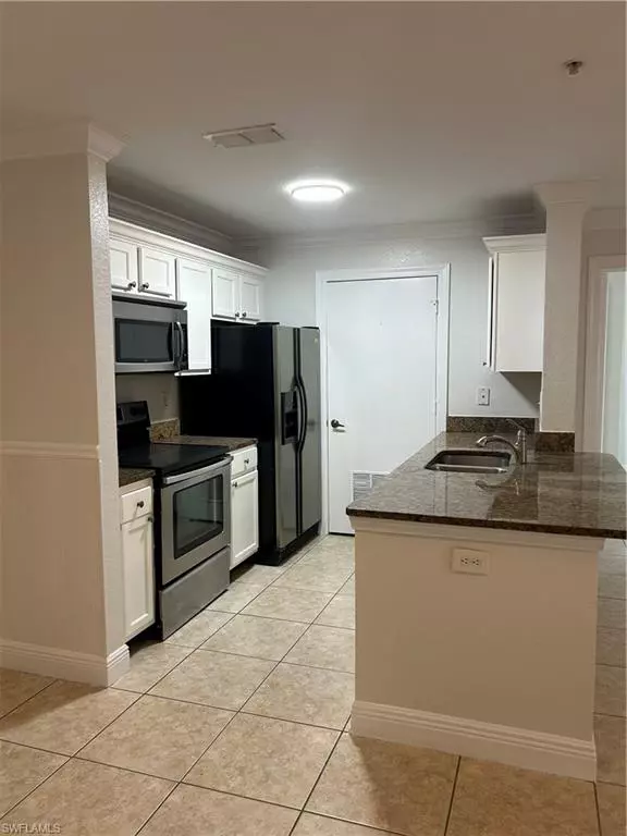 Naples, FL 34119,14885 Pleasant Bay LN #4104