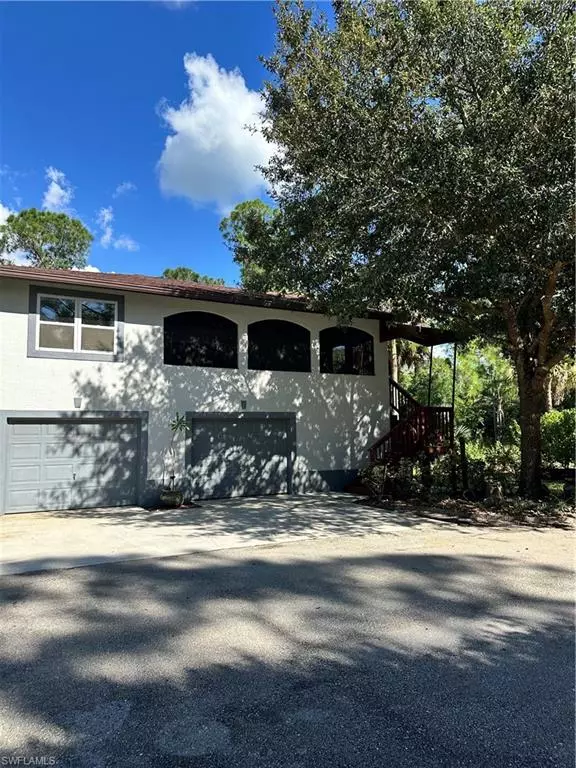 Naples, FL 34117,1160 17th ST SW