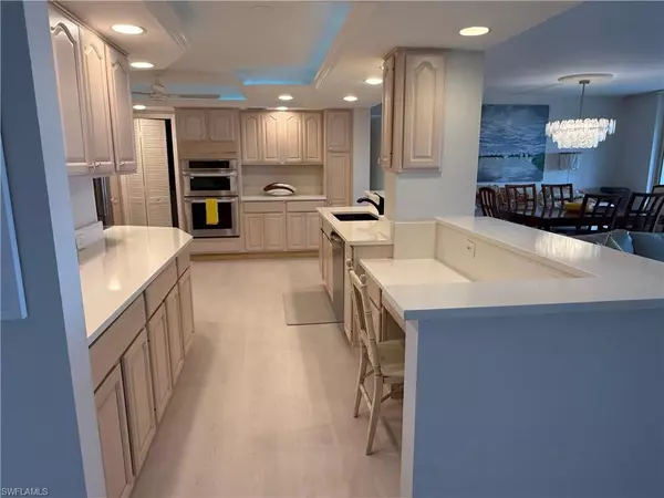 Naples, FL 34108,15 Bluebill AVE #1003