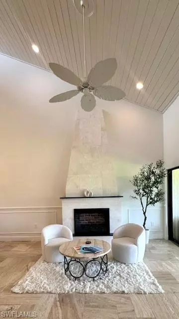 Naples, FL 34113,640 Augusta BLVD #3