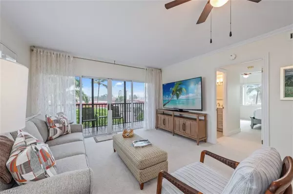 Naples, FL 34102,2170 Gulf Shore BLVD N #41E