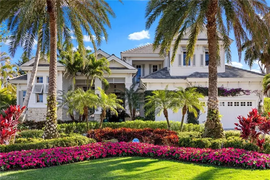 532 Pine Grove LN, Naples, FL 34103