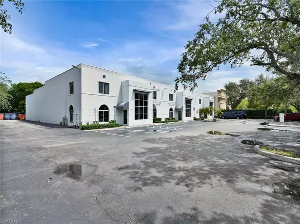 Naples, FL 34109,1921 Trade Center WAY #D