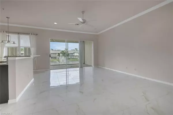 Estero, FL 33928,3520 Lansing LOOP #203