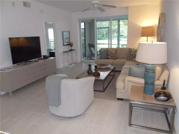 Naples, FL 34108,847 Tanbark DR #101