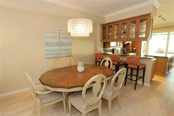 Naples, FL 34102,1080 5th ST S #1080