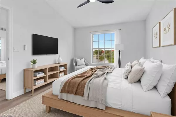 Naples, FL 34109,4720 Saint Croix LN #135