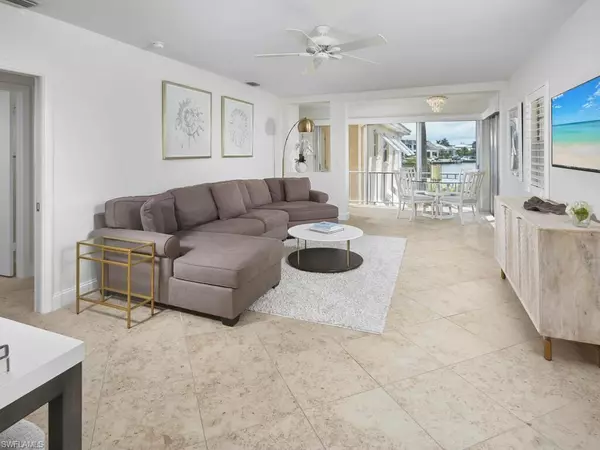 Naples, FL 34103,3070 GulfShore BLVD N #A209