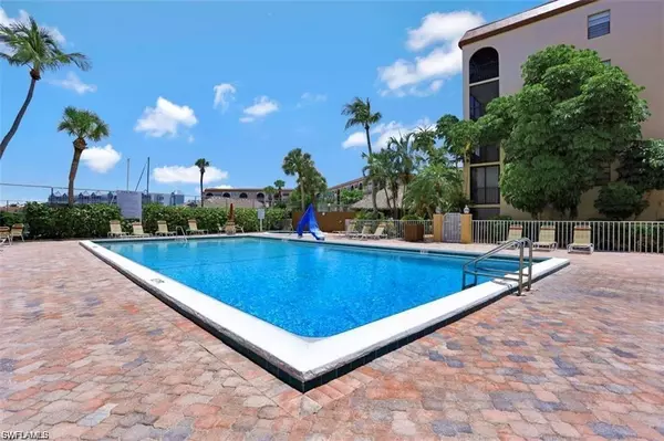 Marco Island, FL 34145,1011 Anglers CV #H504