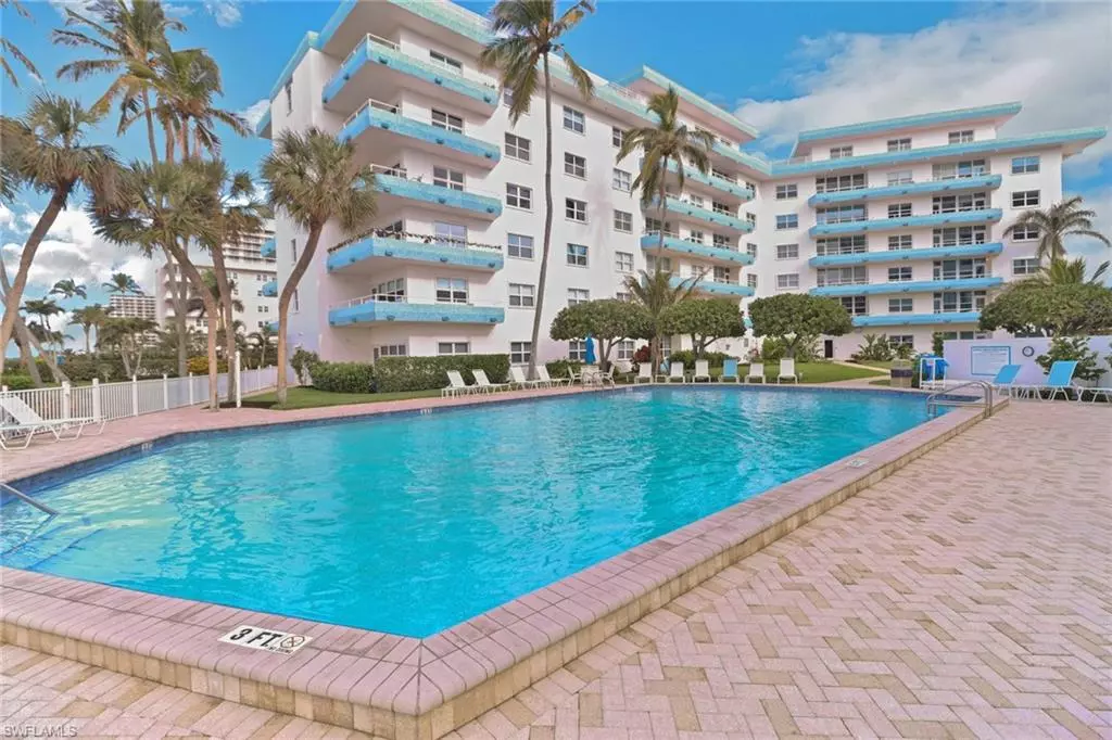Marco Island, FL 34145,220 Seaview CT #316