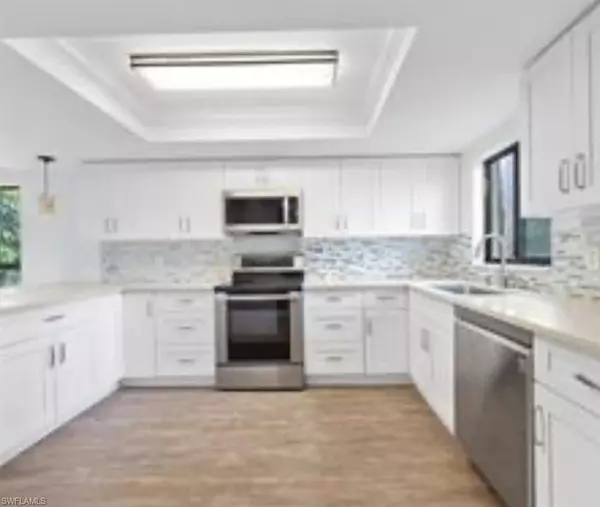 Naples, FL 34112,4610 Chantelle DR #P104