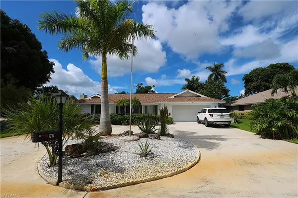 178 Torrey Pines PT, Naples, FL 34113