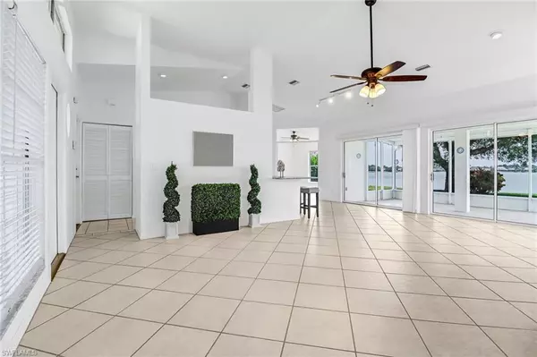 Naples, FL 34109,7023 Mill Pond CIR