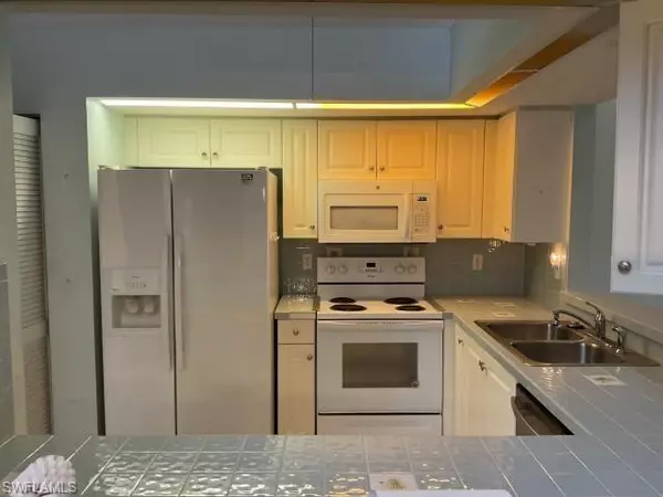 Estero, FL 33928,4190 Jace CT