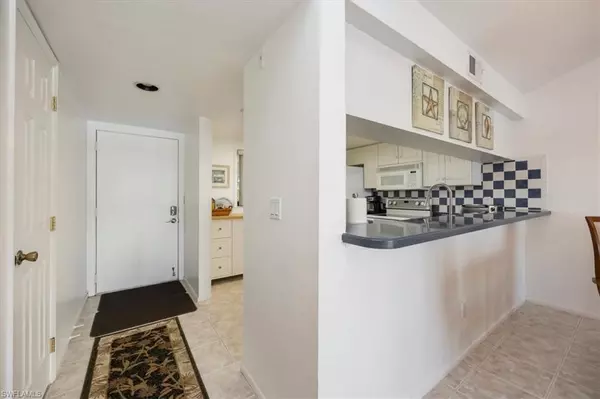 North Fort Myers, FL 33917,16000 Bay Pointe BLVD #307