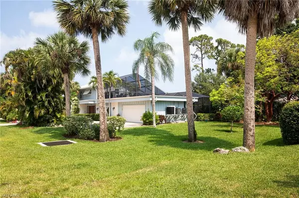 Naples, FL 34108,9602 Vanderbilt DR