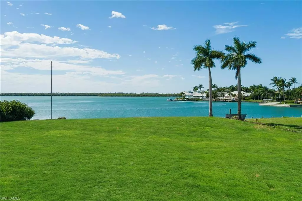 Marco Island, FL 34145,1028 W Inlet DR