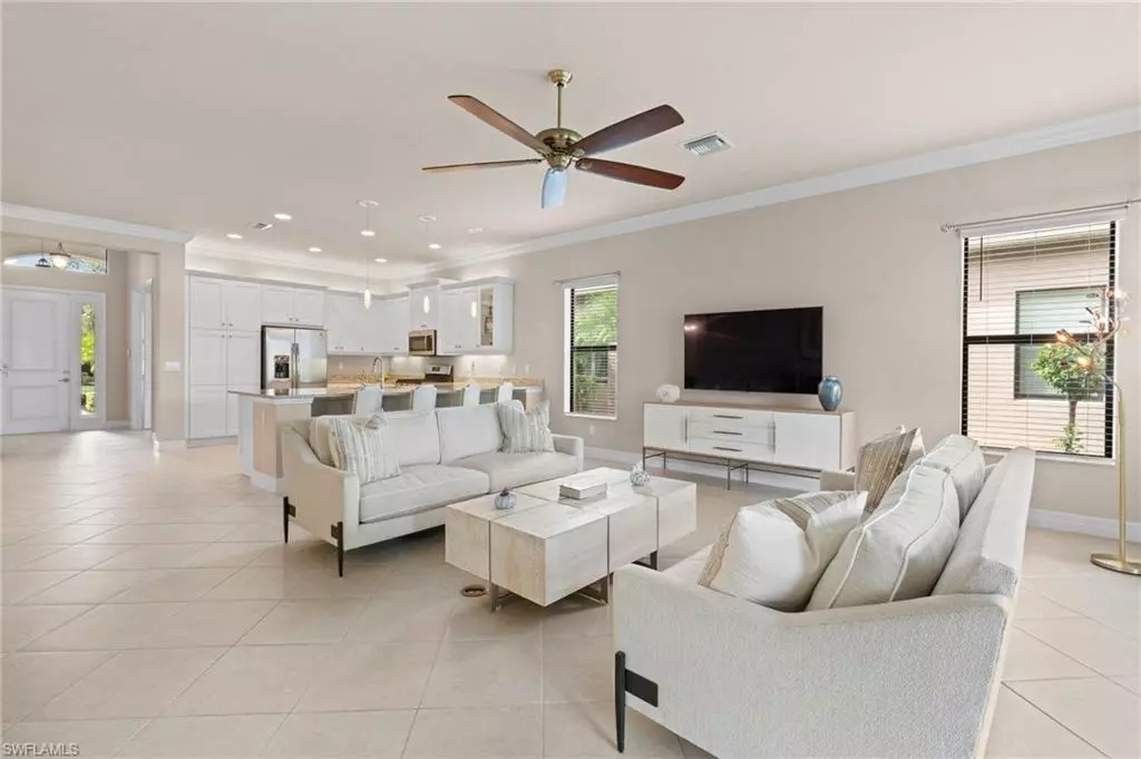 Naples, FL 34119,4554 Luminary AVE