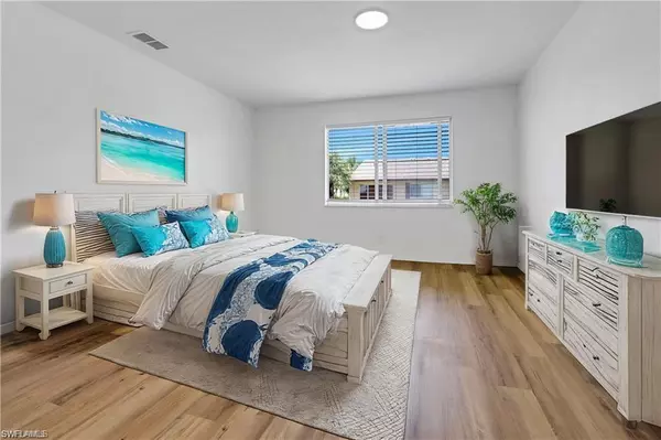 Naples, FL 34112,3430 Frosty Way #12