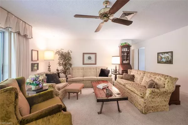 Naples, FL 34103,1381 Woodridge AVE